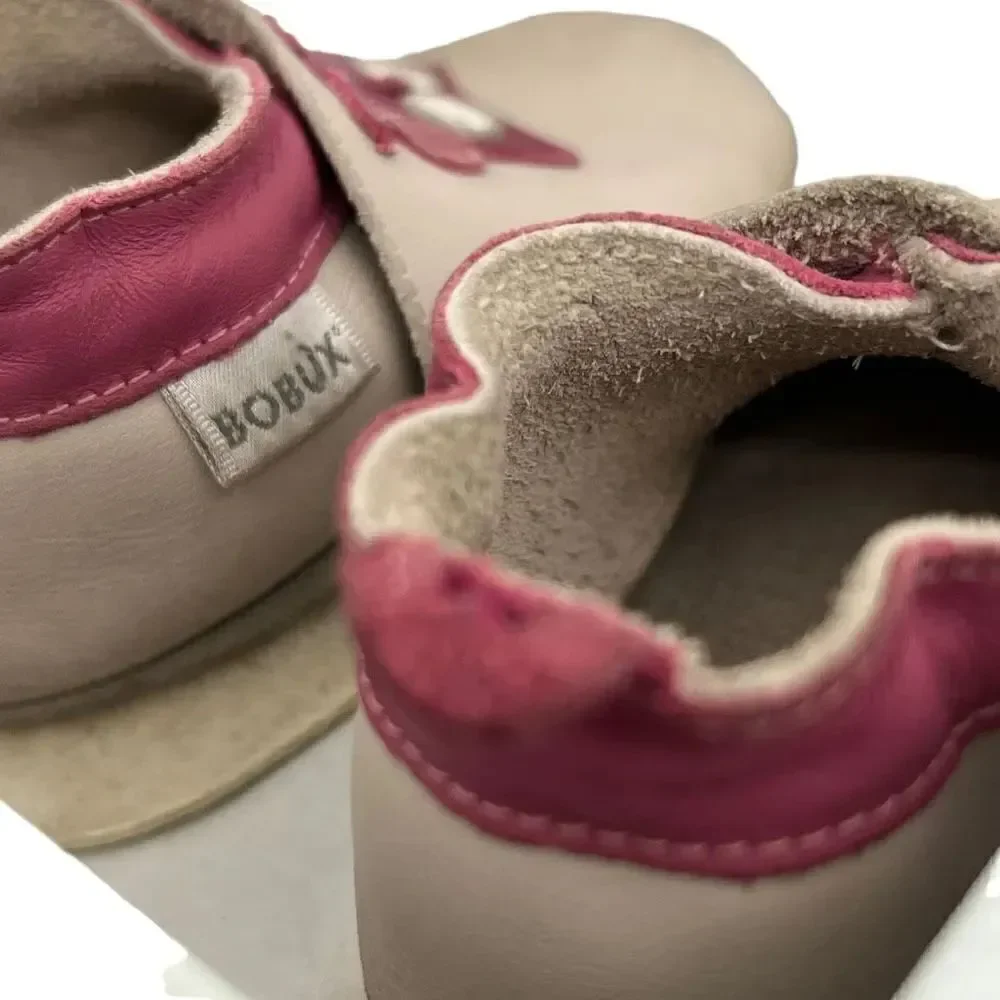 BOBUX Soft Sole Genuine Leather Baby Shoe Newborn Pre-walker 15-21 Mo Milk Owl